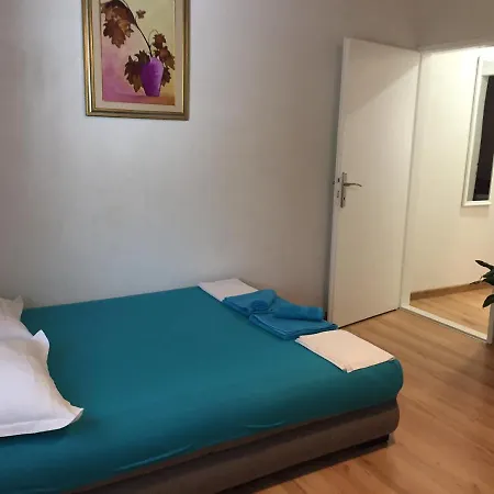 Apartment Ruzica *