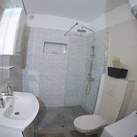 Apartment Ruzica *