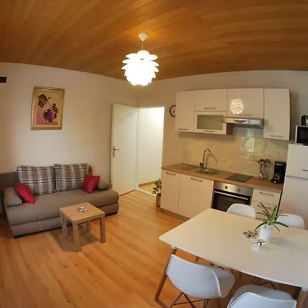 Ruzica Apartment Makarska