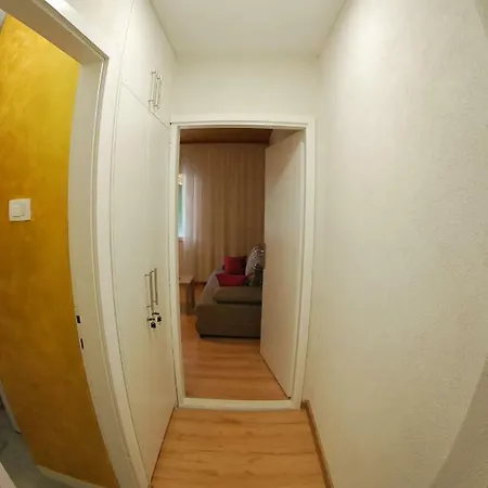 Ruzica Apartment Makarska
